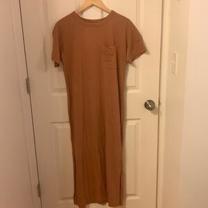 Everlane t-shirt dress